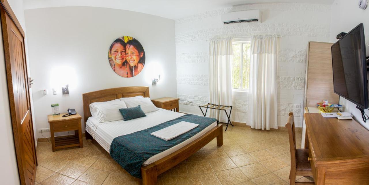 Hosteria Horizontes Caucasia Extérieur photo